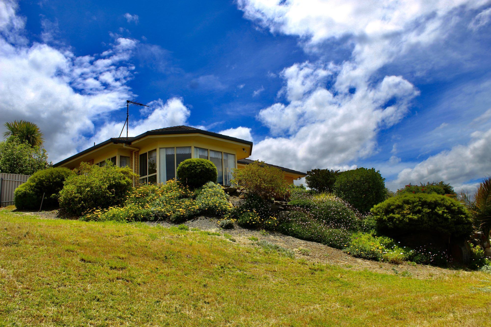 Villa Marie: 3 Bedrooms Family Friendly | Walk to the Beach + Sea View | Pets Welcome (Outdoors) | BBQ Patio | — image 23