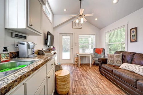 Cute Tiny Home in The Preserve of Texas