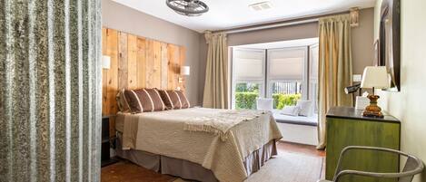 1 quarto, escrivaninha, Wi-Fi de cortesia, roupa de cama