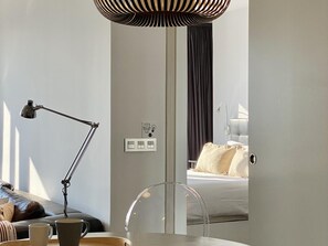 1 chambre, fer et planche à repasser, accès Internet, draps fournis