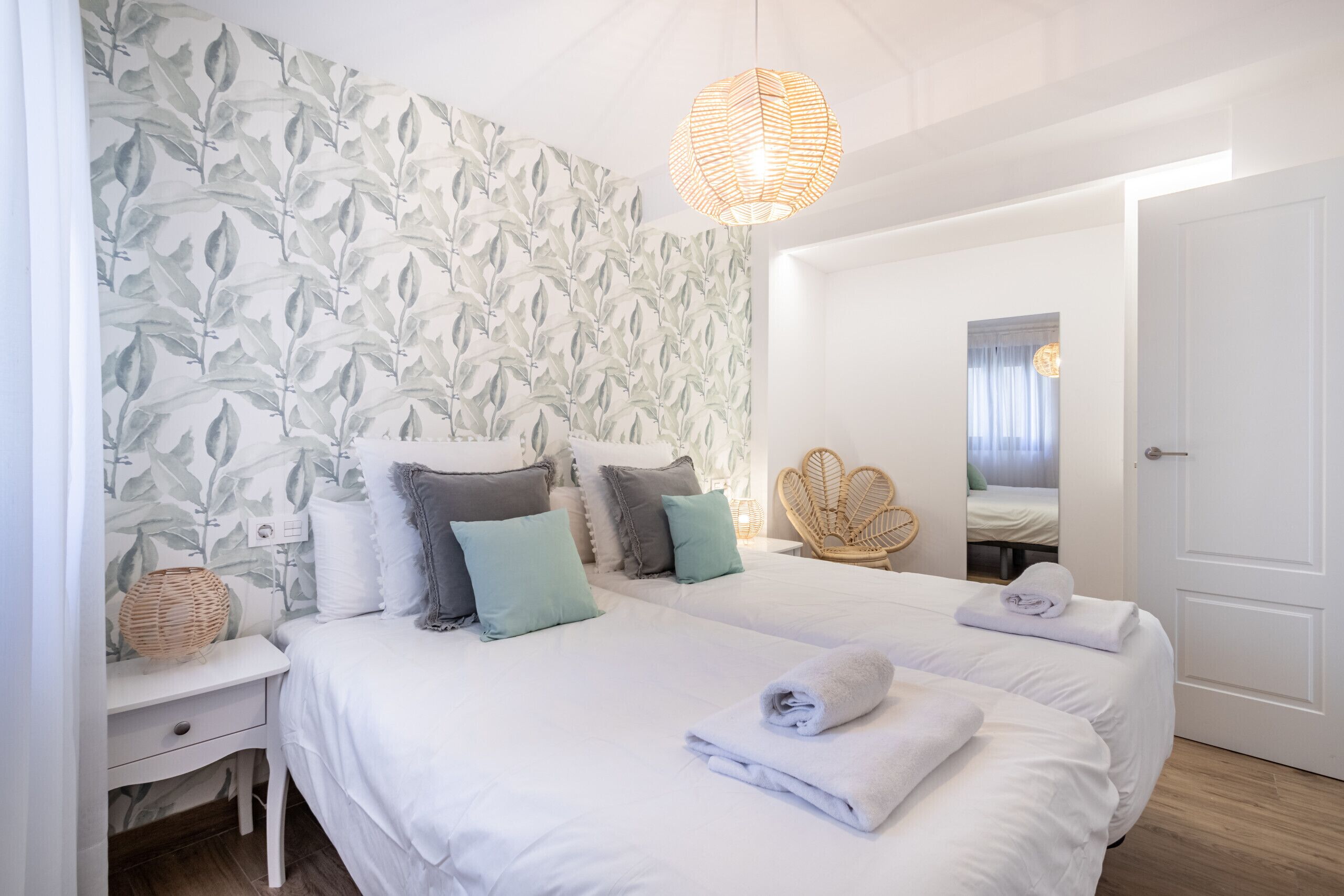 3 quartos, ferros/tábuas de passar roupa, Wi-Fi de cortesia