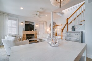 Standard Cottage, 2 Bedrooms, Beachside | Living area | 50-inch Smart TV with cable channels, TV, streaming services