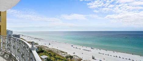 Condo, 2 Bedrooms (1022W) | Balcony view