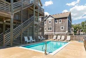 Beheizter Pool