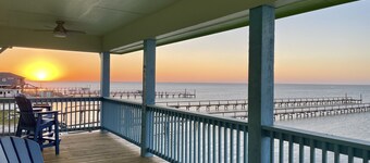 Copano Bay Waterfront Private Fishing Pier Underwater Lights