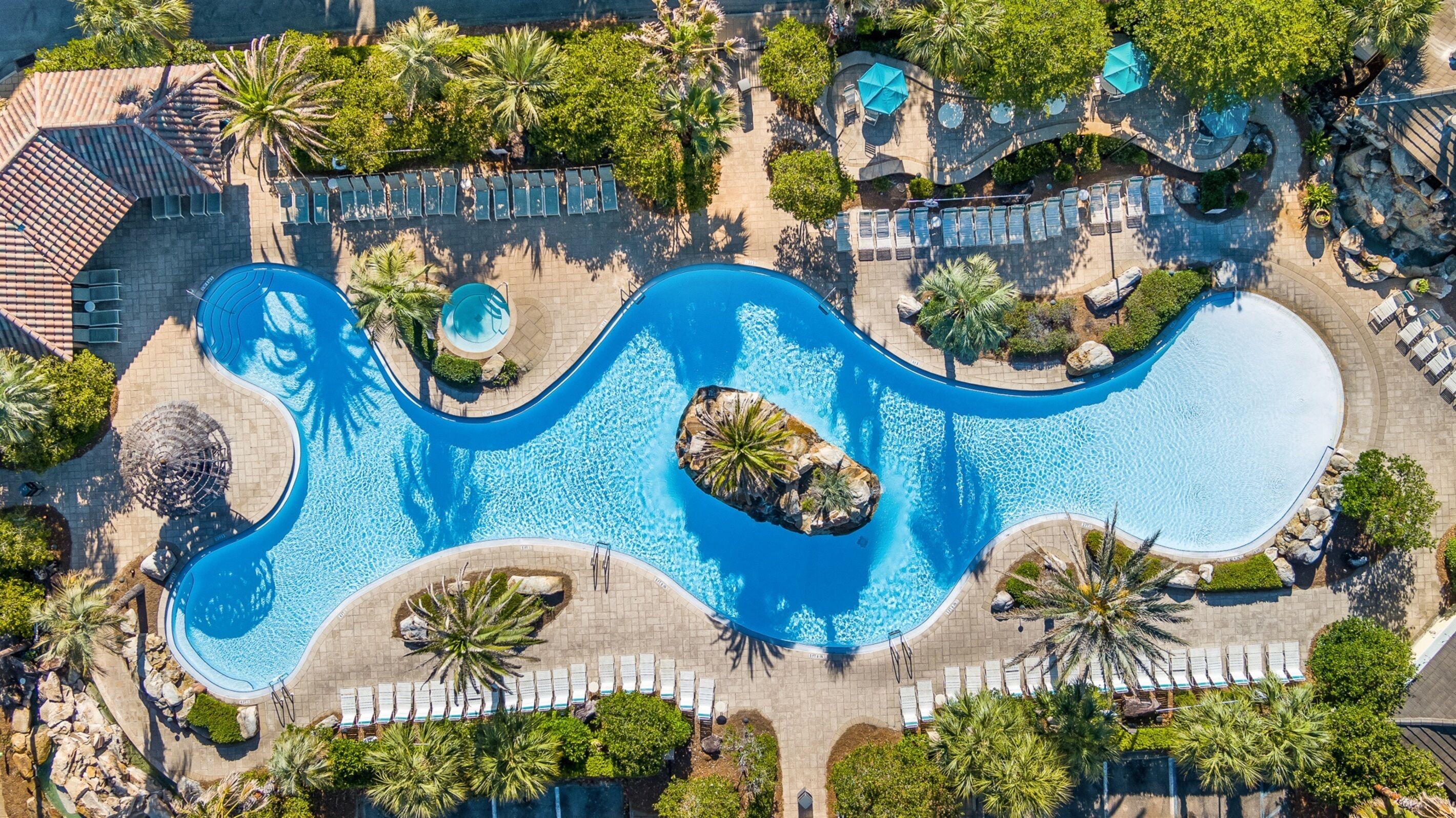 Beheizter Pool