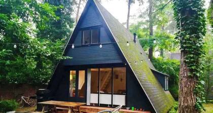 Cozy chalet in the woods near Maastricht