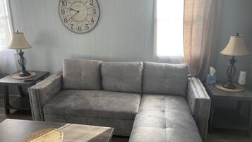 Una Smart TV, una chimenea