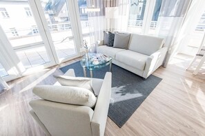 Imagen sin descripción, 4 de 36, botón