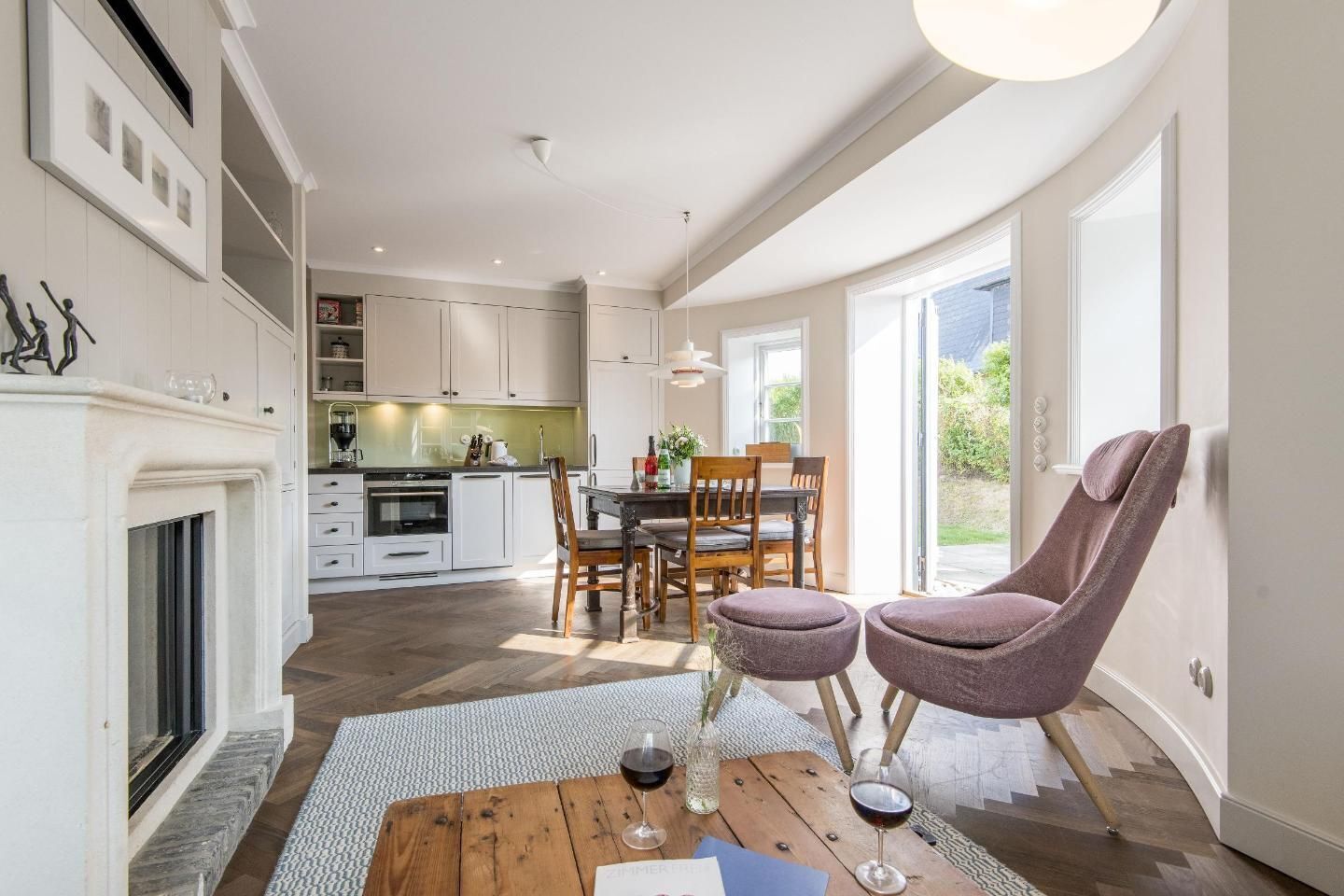 المنشأة من الداخل