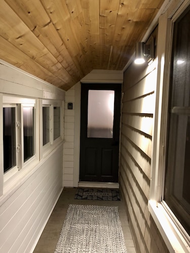 Cozy SK Cottage 💜