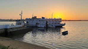 Marina - Legendary Bay - Themed Suite (Seixal)