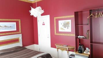 1 多间卧室、熨斗/熨衣板、免费 WiFi、床单