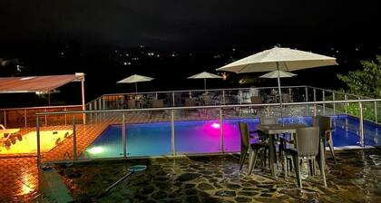 Beautiful Finca La Cristalina with Pool and Jacuzzi
