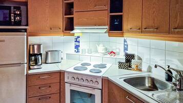 Fridge, microwave, dishwasher, blender