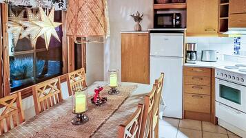 Fridge, microwave, dishwasher, blender