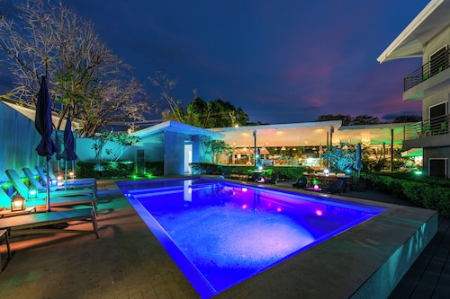 WET hotel - Adults Only