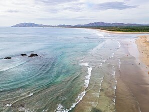 Surfing/bodyboarding