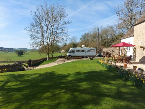 Large Static Motorhome-Stunning Countryside Views