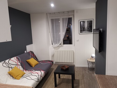 studio cosy au pied du métro Flachet