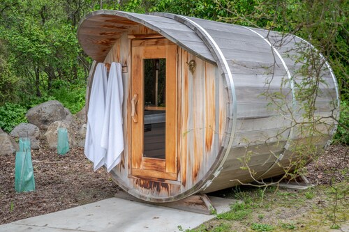 Matagouri Cottage - Port Levy Holiday Home