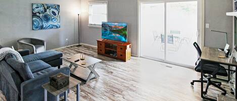 Smart TV, fireplace, video games