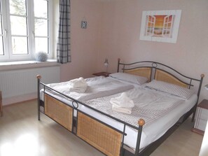 4 Schlafzimmer, WLAN, Bettwäsche