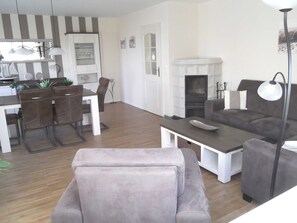 Immagine non classificata, 2 di 16, pulsante