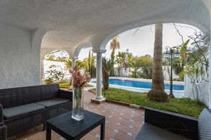 Pool - Villa Nerja with Sea View, Pool, Terrace & Wi-Fi (Nerja)