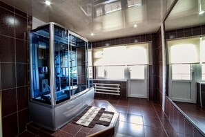 Free toiletries, hair dryer, slippers - Osh Nuru (Osh)