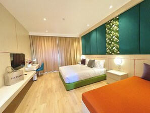 Premium bedding, minibar, in-room safe, desk - The Poem Hotel (Klaeng)