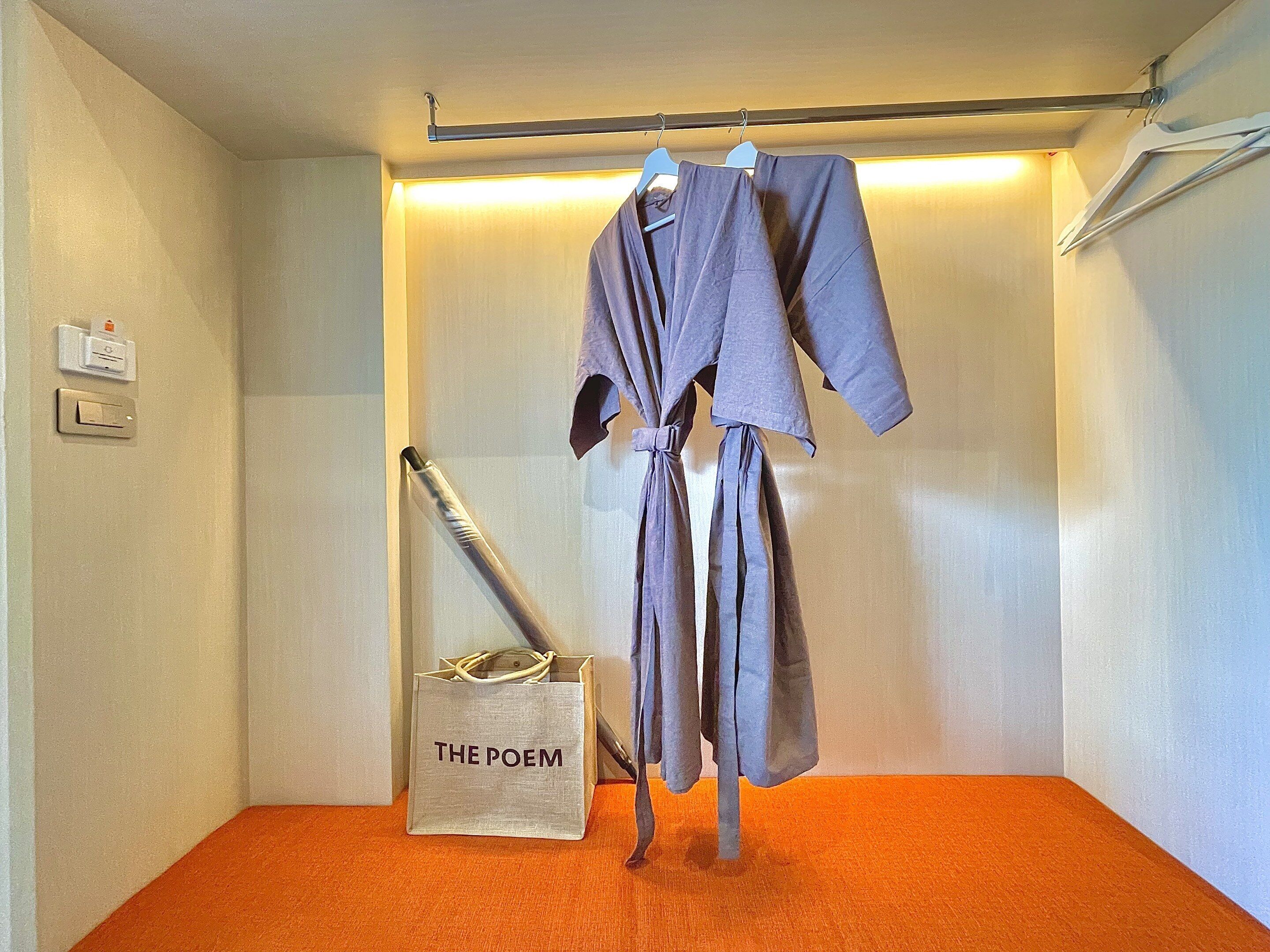 Room amenity