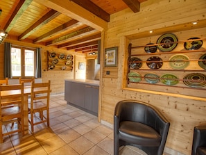 Interior - Chalet on the slopes with sauna and terrace, sleeps 12 (Morillon 1100)