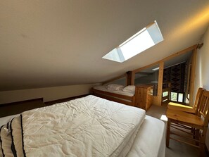 2 bedrooms