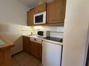 Fridge, microwave, dishwasher