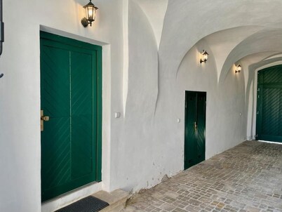 Charming guest house in Satov II