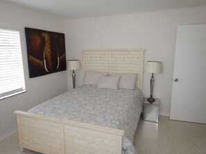 3 bedrooms, free WiFi, bed sheets - "This place is like Home Away From Home" (Vero Beach)