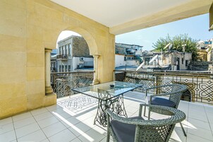 Superior King Room, Terrace | Terrace/patio