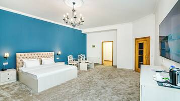 1 habitación, ropa de cama de alta calidad y minibar