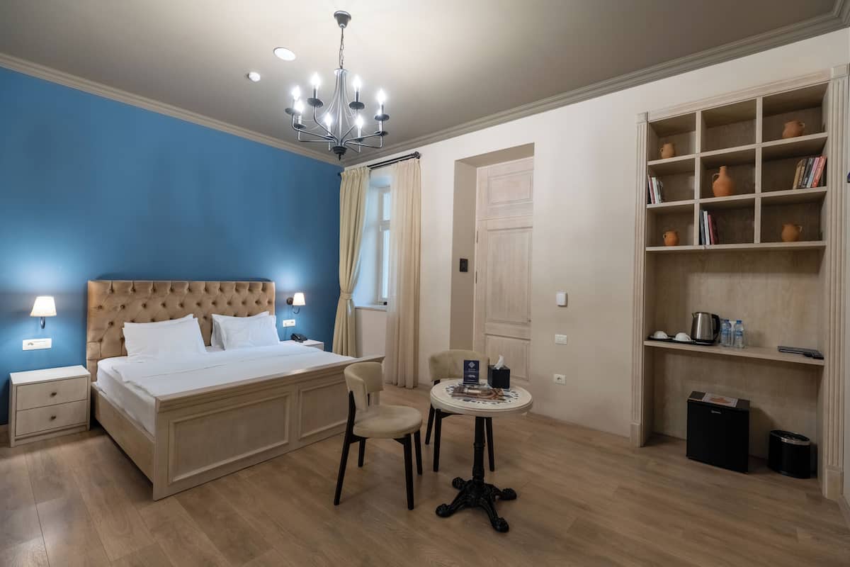 Deluxe Double, Atrium View | Literie de qualité supérieure, minibar, décoration personnalisée