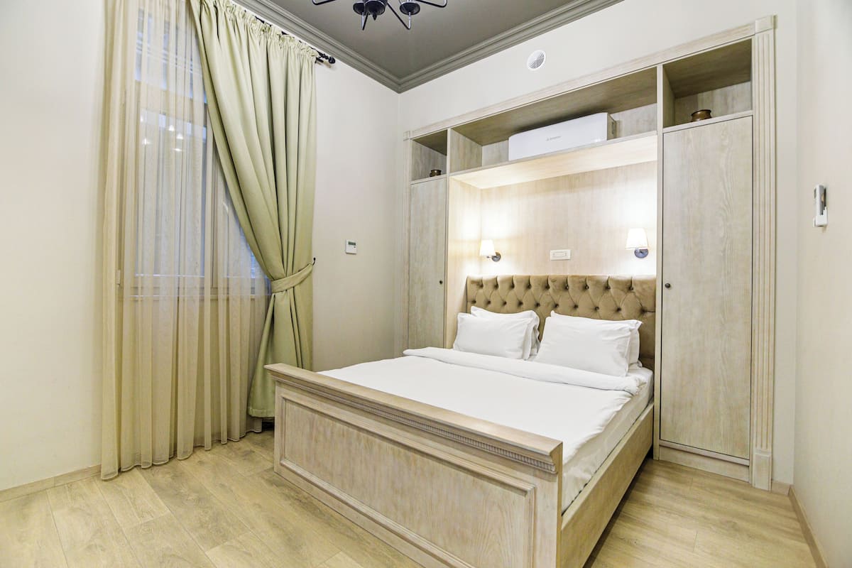 Standard Double, Atrium View | Literie de qualité supérieure, minibar, décoration personnalisée