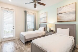 4 chambres, fer et planche Ă repasser, Wi-Fi, draps fournis