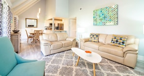 TV - Seascape Villa - 2C *Remodeled*Quiet*Beachy* (Miramar Beach)