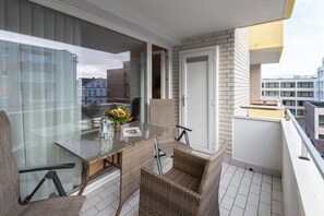Property grounds - Beautiful 2-room vacation apartment in city location on approx. 50 m² for up to 2 persons. (Westerland)