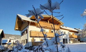 Exterior - Exclusive and luxurious 55sqm 5* vacation apartment with sunny balconies (Oberstdorf)
