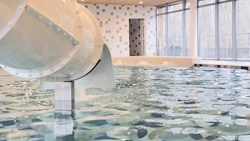 Indoor pool, outdoor pool, open 10:00 AM to 7:00 PM, lifeguards on site