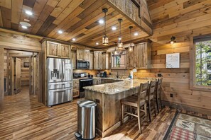 Fridge, microwave, oven, stovetop - Abundantly Blessed | By Colonial Properties (Sevierville)