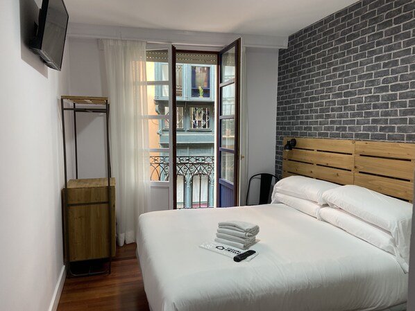 Superior Double Room | Free WiFi, bed sheets - Casual Bilbao Mardones (Bilbao)
