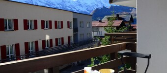 Charming and cosy apartment (sleeps 4-6 people) in a beautiful mountain village