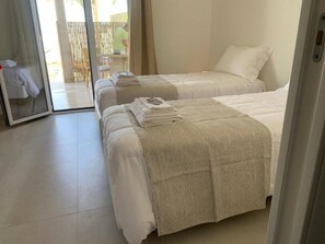 5 عدّة غرف نوم وواي فاي مجانًا وملاءات أسرّة